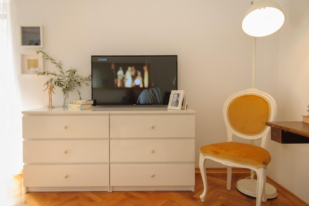 Julie City Centre Porec Apartment Esterno foto