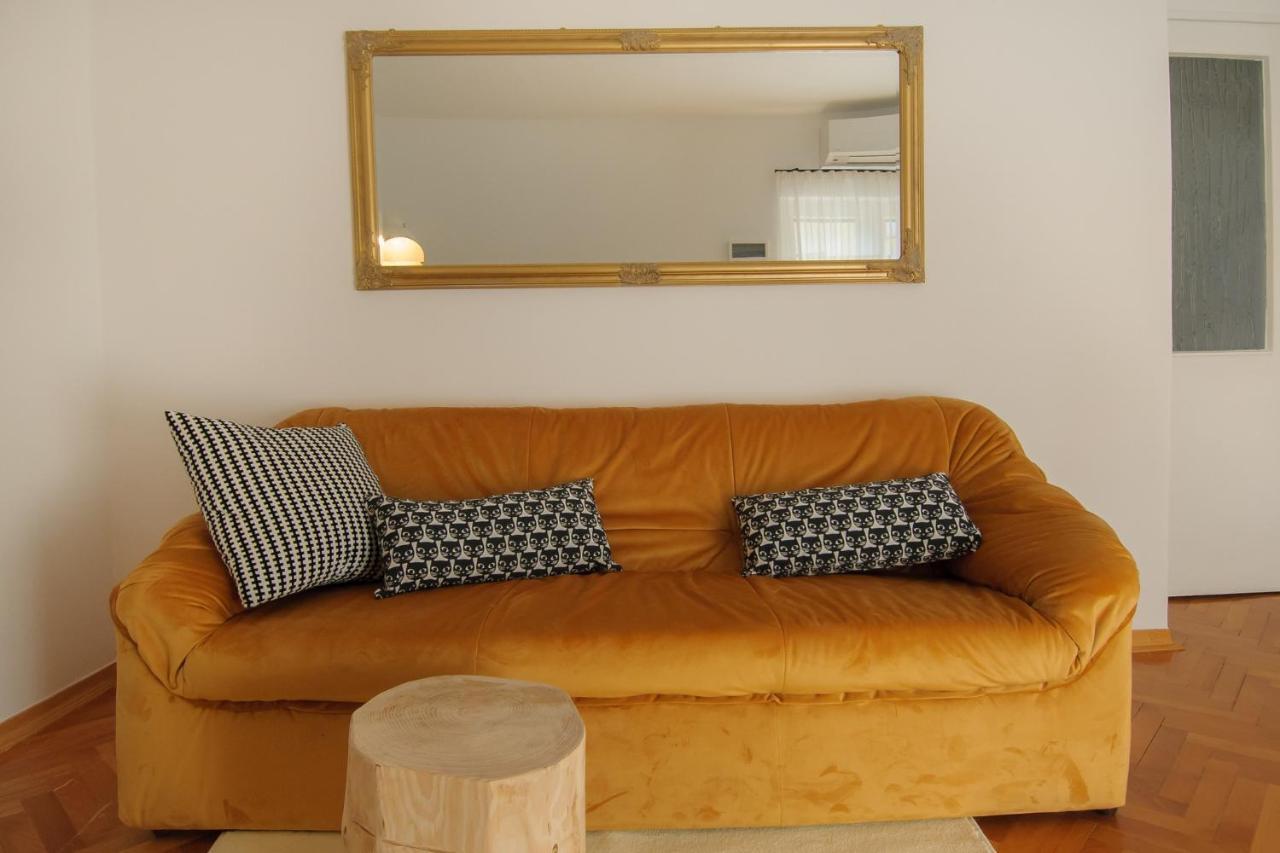 Julie City Centre Porec Apartment Esterno foto